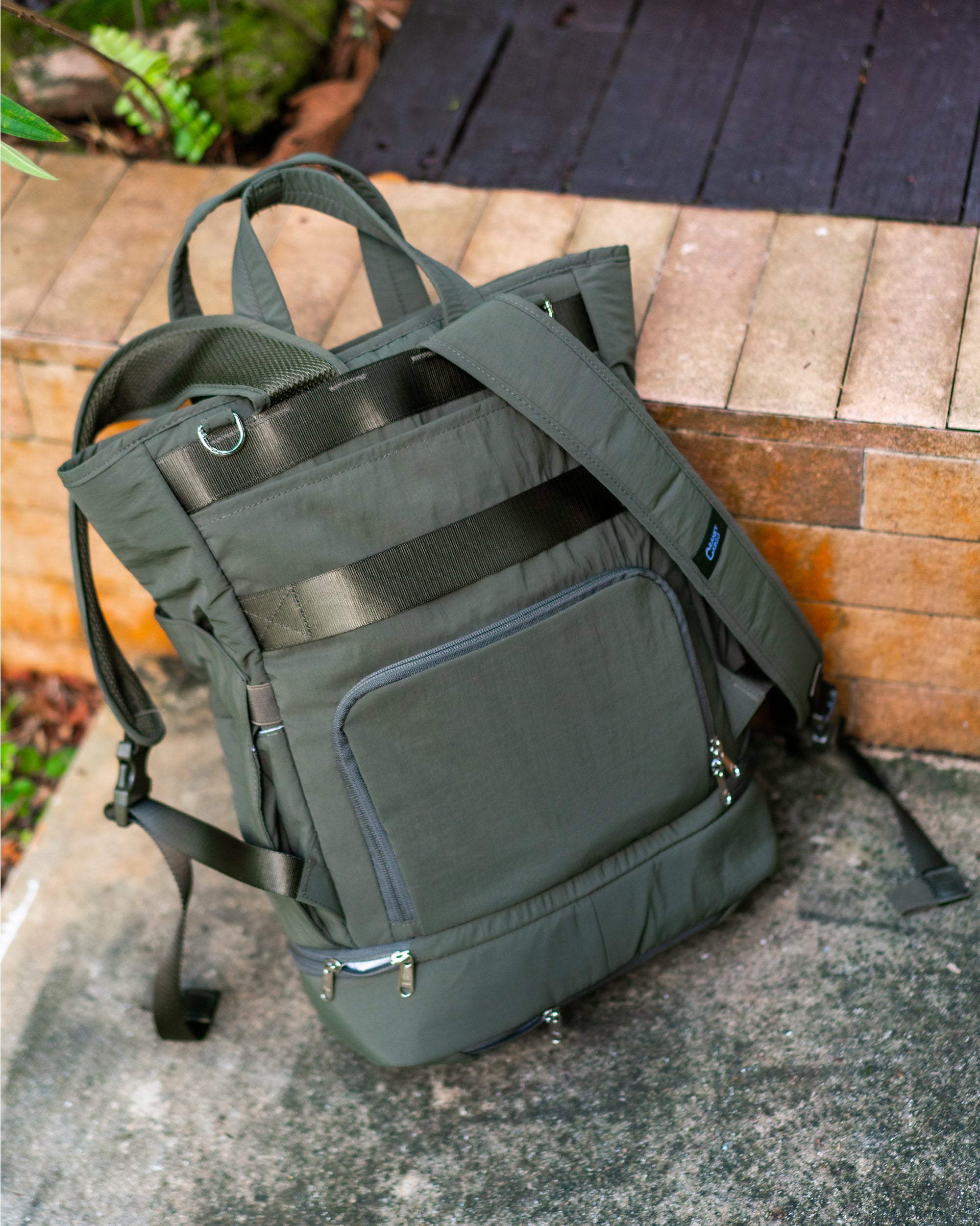 Carryall Backpack (Forest Green)